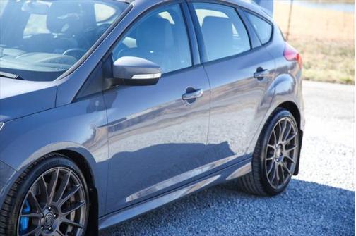 2017 Ford Focus RS Base