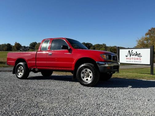 1996 Toyota Tacoma Base