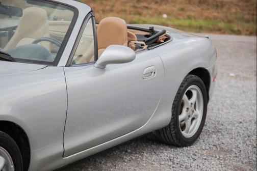 1999 Mazda MX-5 Miata Leather Pkg