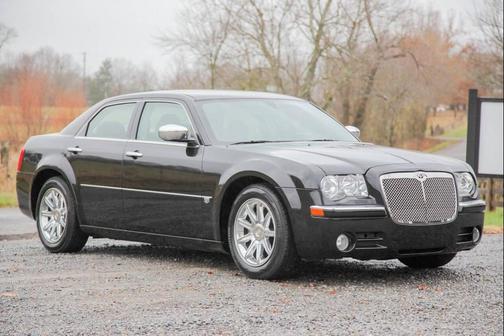 2005 Chrysler 300 Base