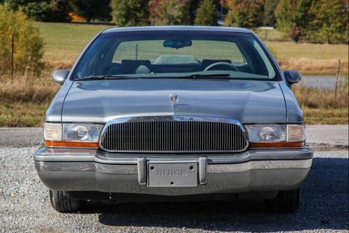 1994 Buick Roadmaster Base 4dr Sedan