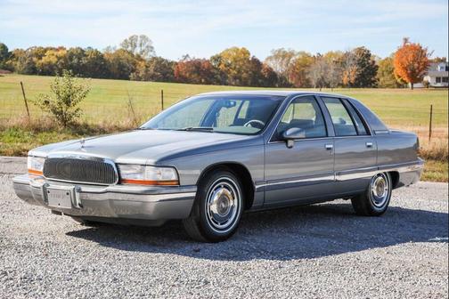 1994 Buick Roadmaster Base 4dr Sedan