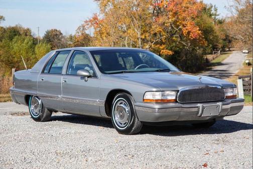 1994 Buick Roadmaster Base 4dr Sedan