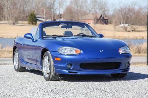 1999 Mazda MX-5 Miata 10th Anniversary 2dr Convertible