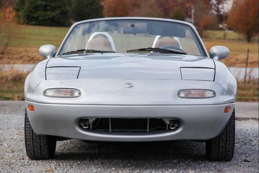 1996 Mazda MX-5 Miata Base 2dr Convertible