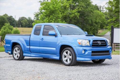2005 Toyota Tacoma X-Runner Access Cab