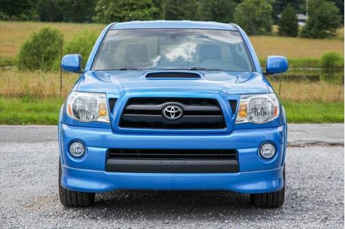 2005 Toyota Tacoma X-Runner Access Cab