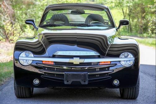 2005 Chevrolet SSR LS 2dr Regular Cab Convertible Rwd SB