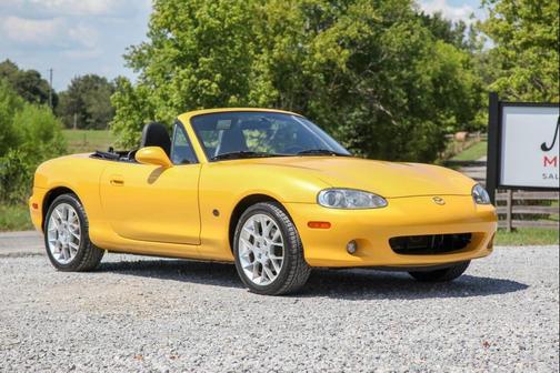 2002 Mazda MX-5 Miata SE