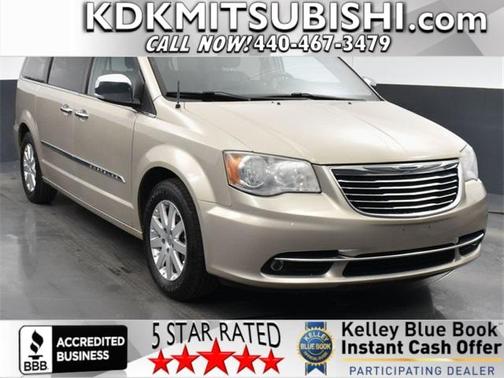 Photo 1 of 80 of 2012 Chrysler Town & Country Touring-L