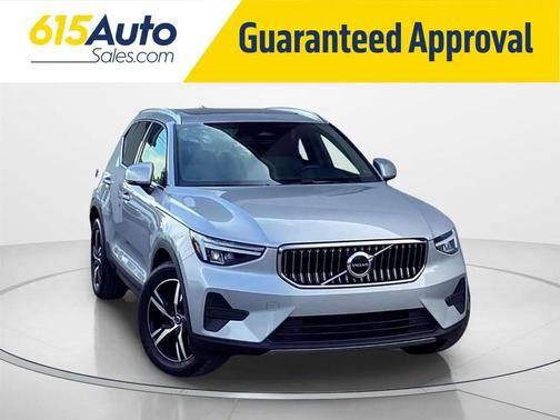 2024 Volvo XC40 B5 Core AWD