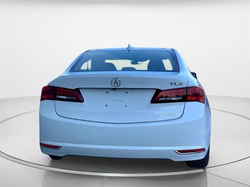 2017 Acura TLX w/Technology Package