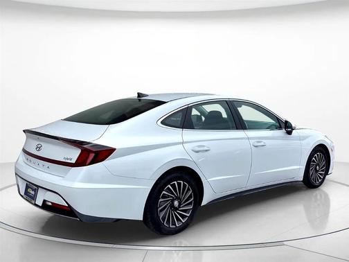 2023 Hyundai SONATA Hybrid SE