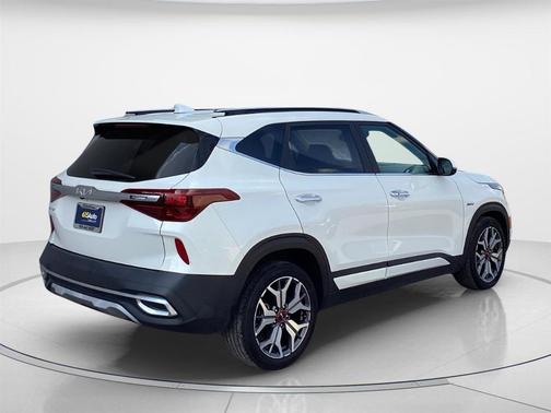 2023 Kia Seltos SX Turbo
