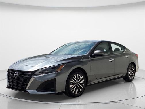 2024 Nissan Altima S FWD