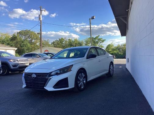 2024 Nissan Altima S FWD
