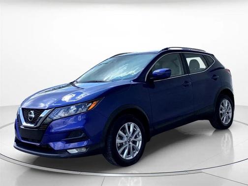 2022 Nissan Rogue Sport SV