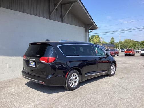 2019 Chrysler Pacifica Limited