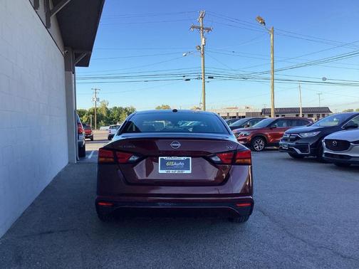 2023 Nissan Altima 2.5 SV