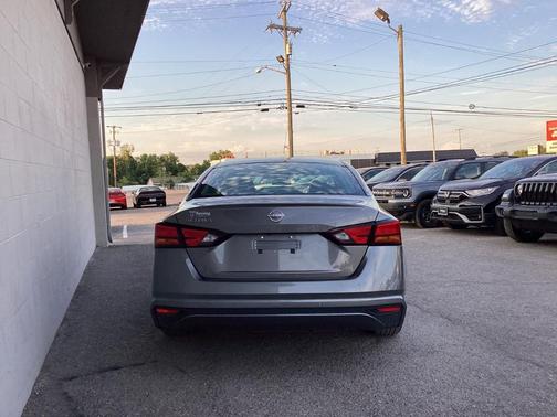 2024 Nissan Altima S FWD