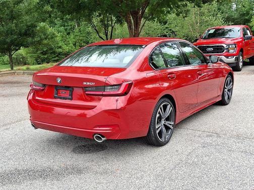 2023 BMW 330 330i