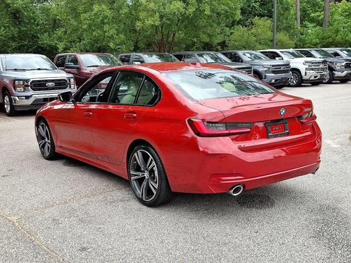 2023 BMW 330 330i