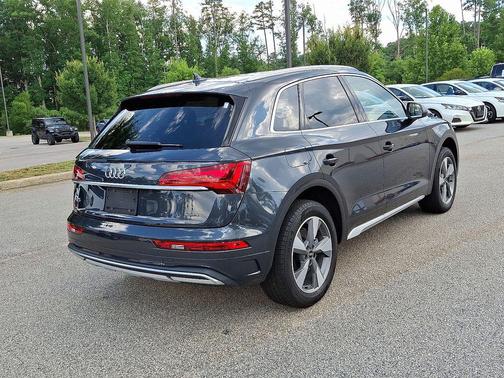 2024 Audi Q5 40 Premium Plus