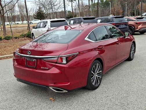 2023 Lexus ES 350 Base