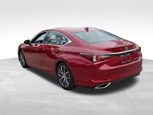 2023 Lexus ES 350 Base