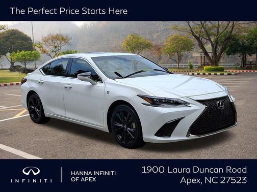 2023 Lexus ES 300h F SPORT Handling