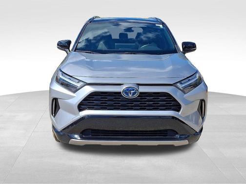 2023 Toyota RAV4 Hybrid SE