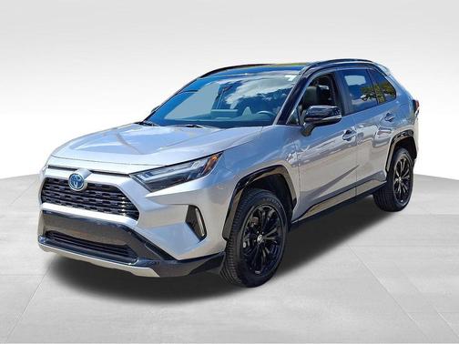 2023 Toyota RAV4 Hybrid SE