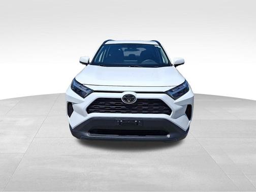 Ice 2024 Toyota RAV4 XLE