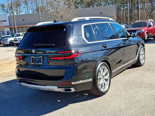 2025 BMW X7 xDrive40i