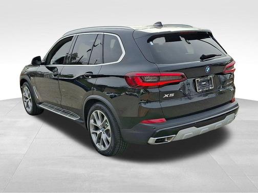 2023 BMW X5 PHEV xDrive45e