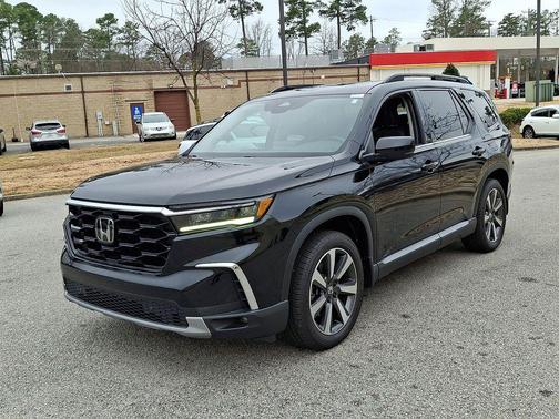 2024 Honda Pilot Touring 8-Passenger
