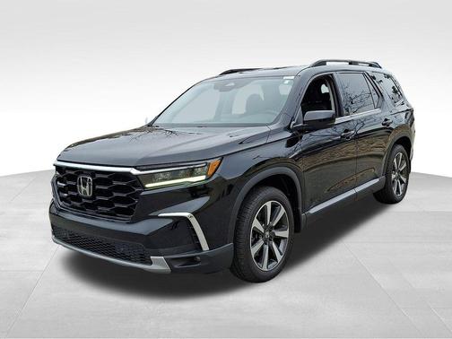 2024 Honda Pilot Touring 8-Passenger