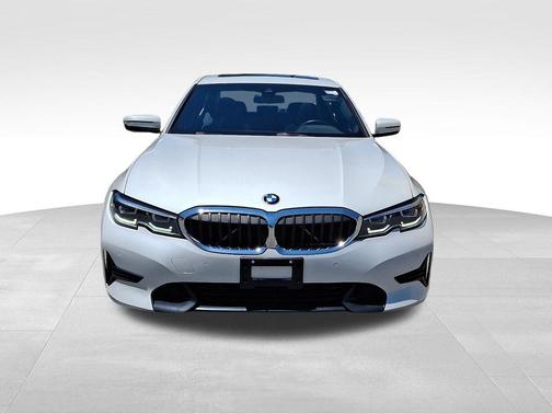 Mineral White Metallic 2020 BMW 330 xDrive