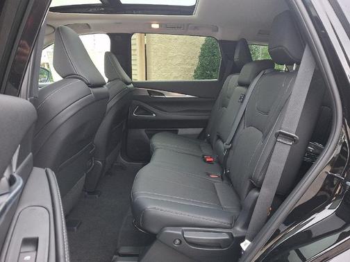 Mineral Black 2027 INFINITI QX60 LUXE FWD