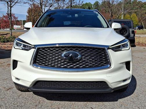 2022 INFINITI QX50 LUXE