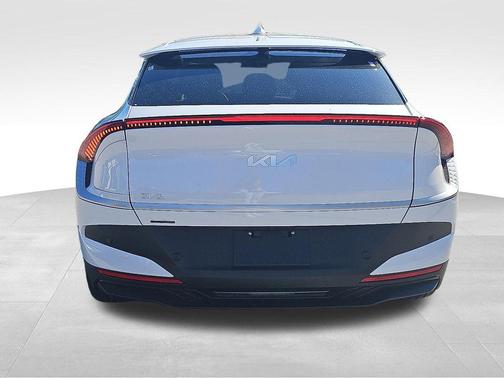 2025 Kia EV6 Light Long Range