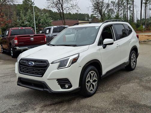 2024 Subaru Forester Premium