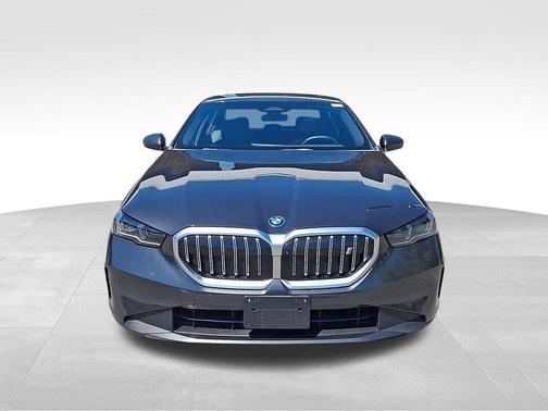 Dark Graphite 2025 BMW i5 eDrive40