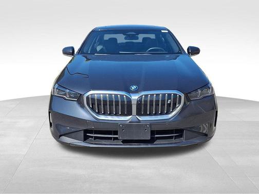 Dark Graphite 2025 BMW i5 eDrive40