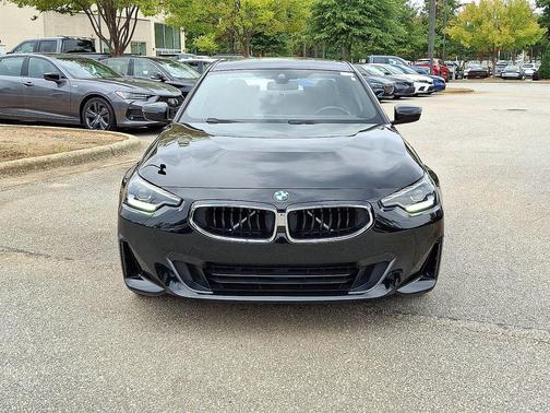 2023 BMW 230 i