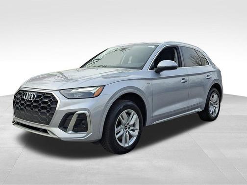 2023 Audi Q5 45 S line Premium