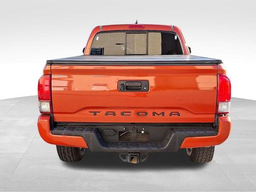 2016 Toyota Tacoma TRD Sport