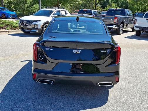 2023 Cadillac CT4 Luxury