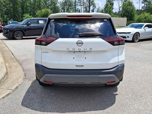 2022 Nissan Rogue S