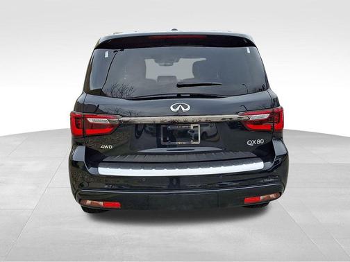 2024 INFINITI QX80 SENSORY AWD